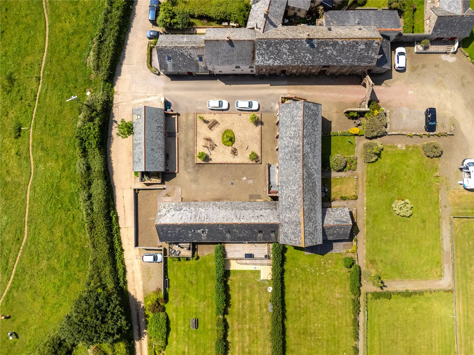 3 bed Apartment