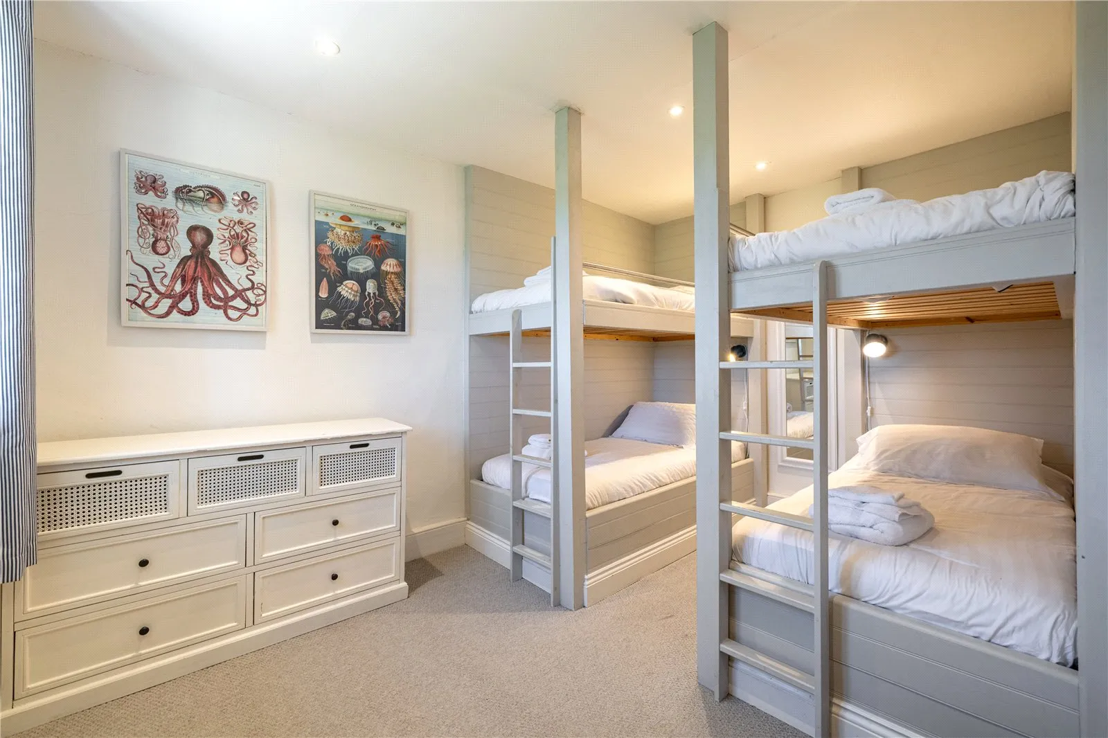 4 bed Detached