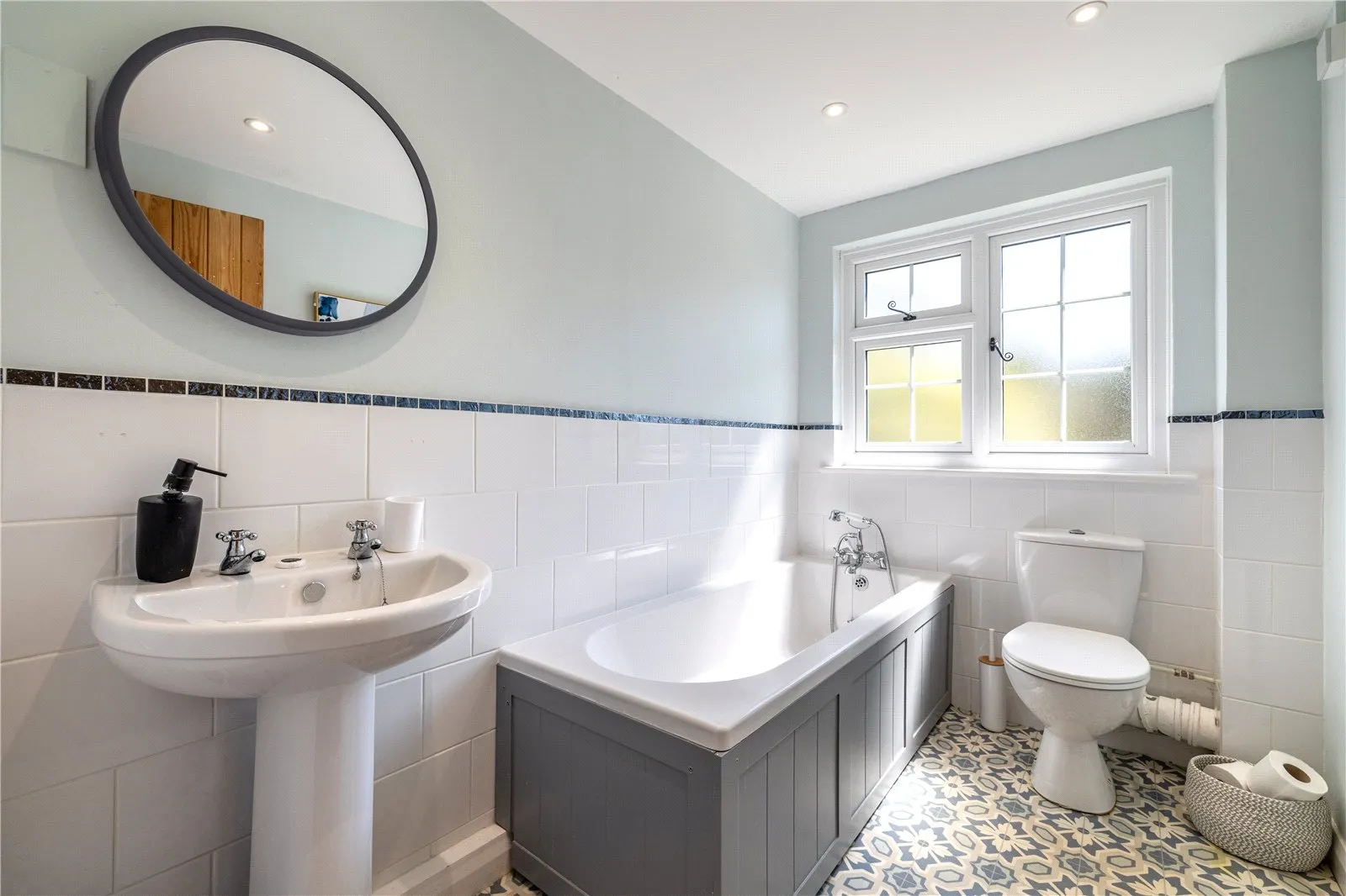 4 bed Detached