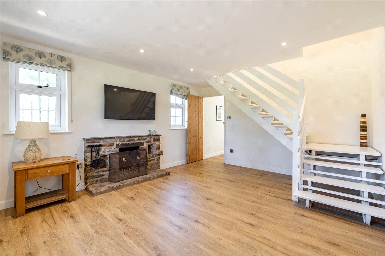 4 bed Detached