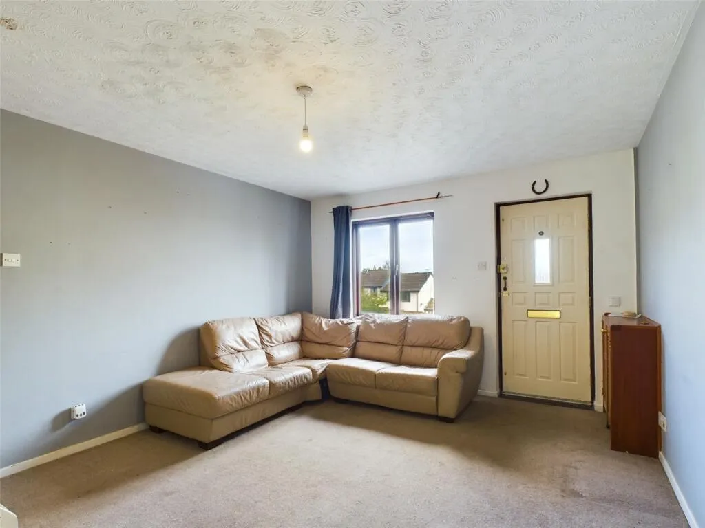2 bed House