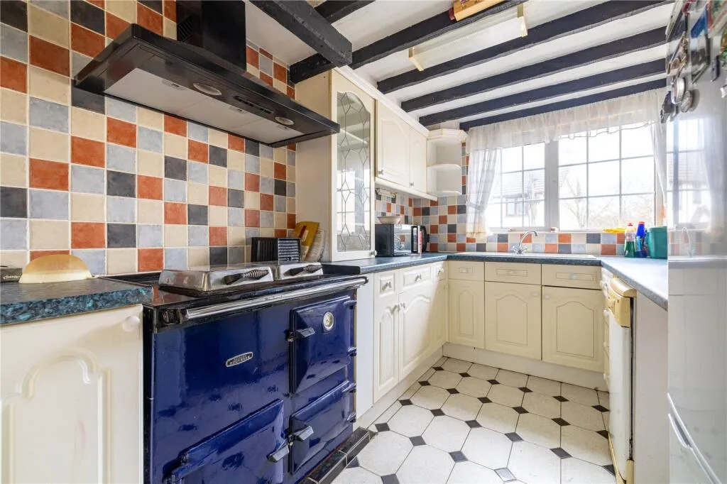 2 bed Detached