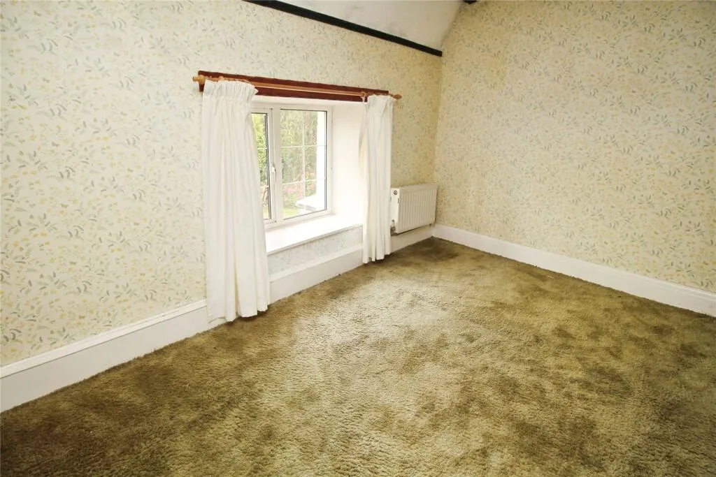 2 bed Detached