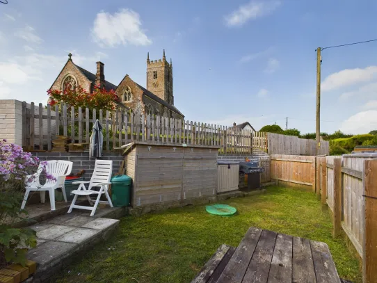 4 bed Pub