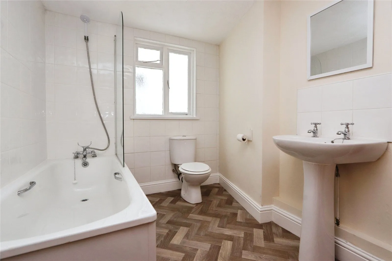 2 bed Character Property
