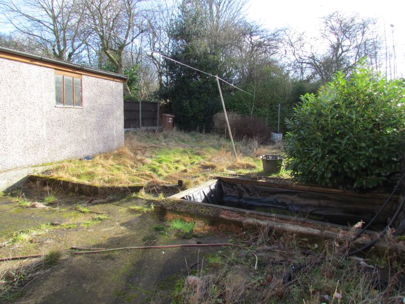 3 bedroom semi detached house in Walsall