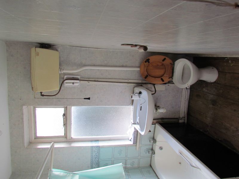 3 bedroom semi detached house in Walsall