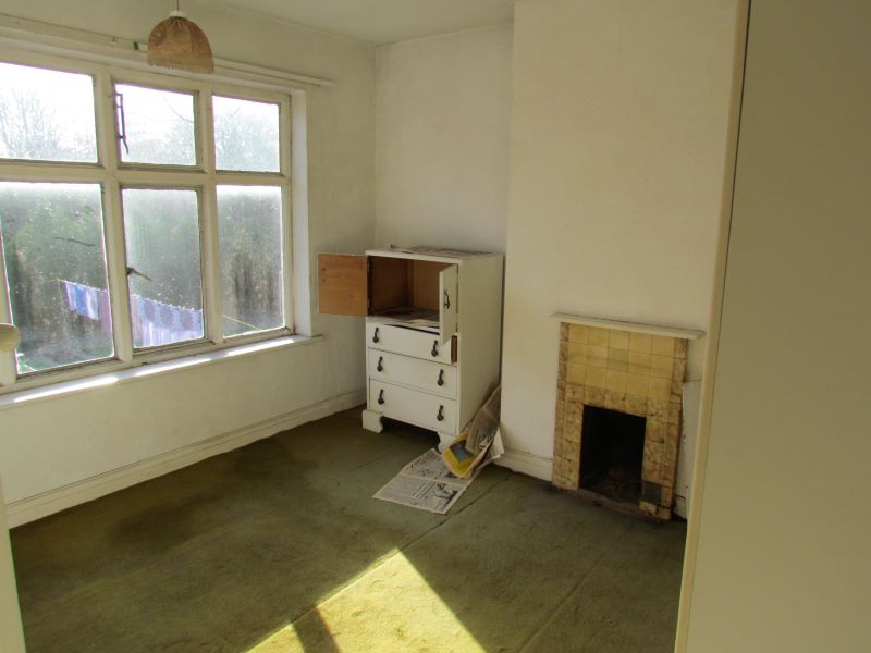 3 bedroom semi detached house in Walsall