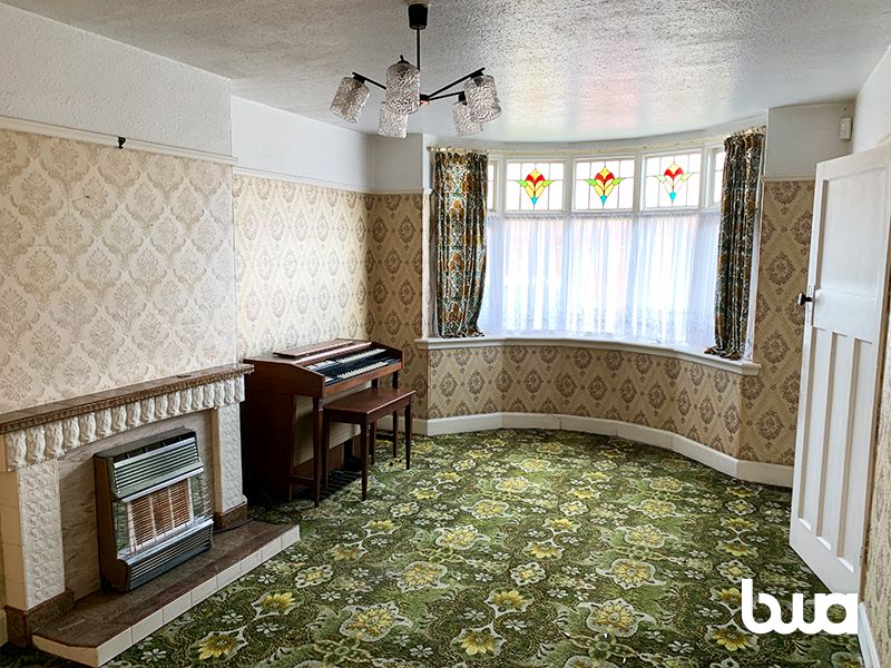 2 bedroom semi detached house in West Bromwich