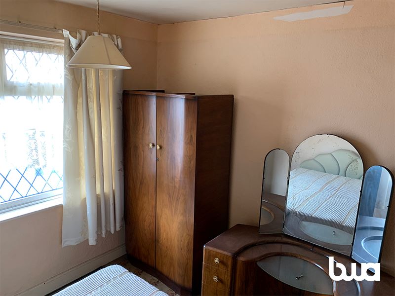 3 bedroom mid terraced house in Stourbridge