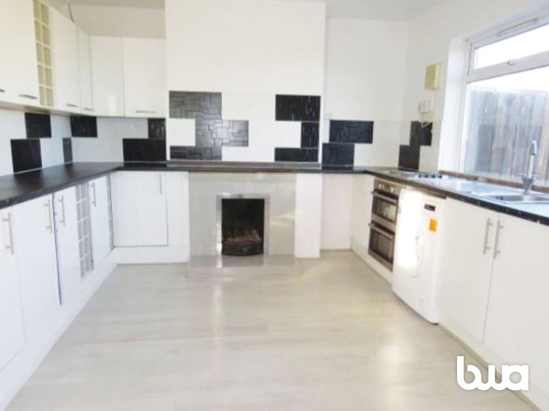 3 bedroom semi detached house in Prickwillow, Ely