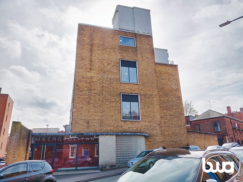1 bedroom penthouse apartment in Dudley