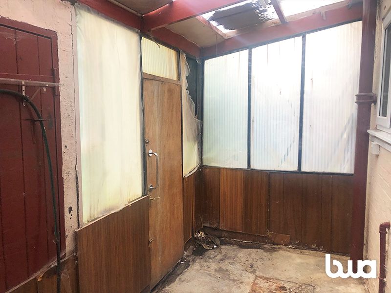 3 bedroom mid terraced house in Solihull
