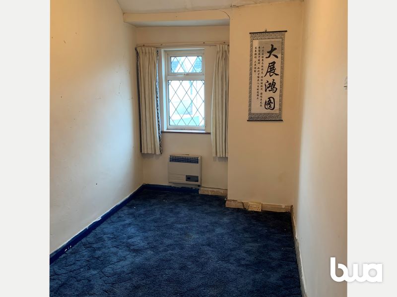 3 bedroom semi detached house in Willenhall