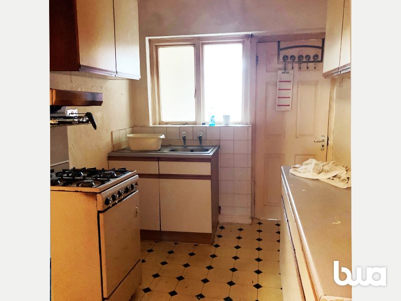 3 bedroom semi detached house in Willenhall