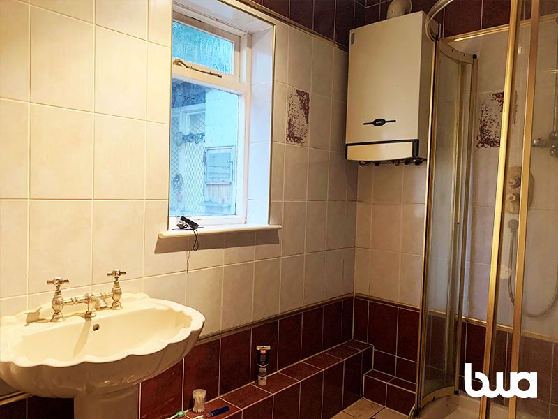 3 bedroom semi detached house in Willenhall