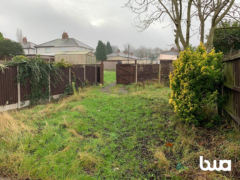 2 bedroom end terraced house in Dudley