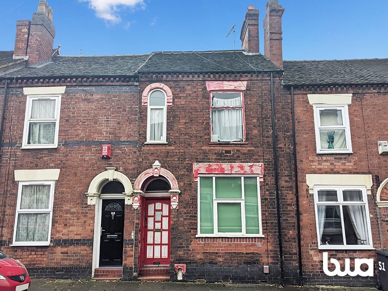 2 bedroom mid terraced house in Stoke on Trent 