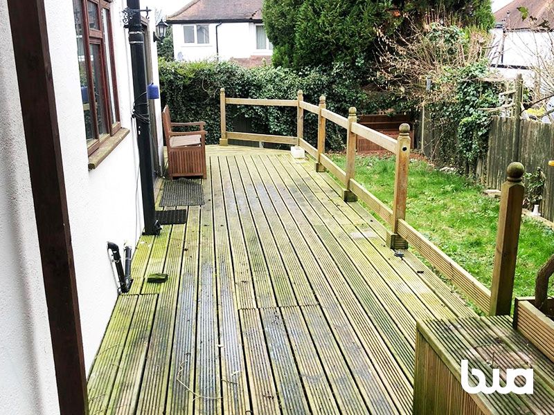 3 bedroom detached house in Surrey