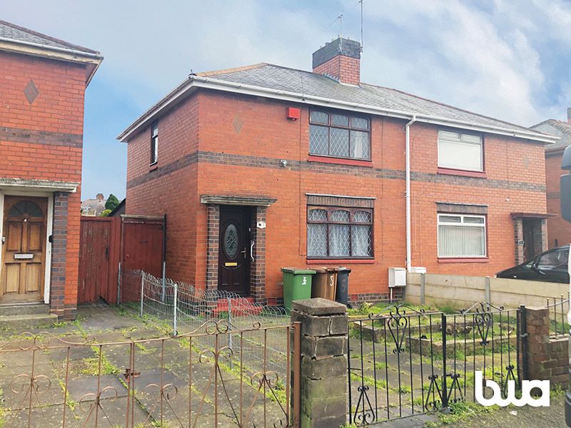 3 bedroom semi detached house in Wednesbury