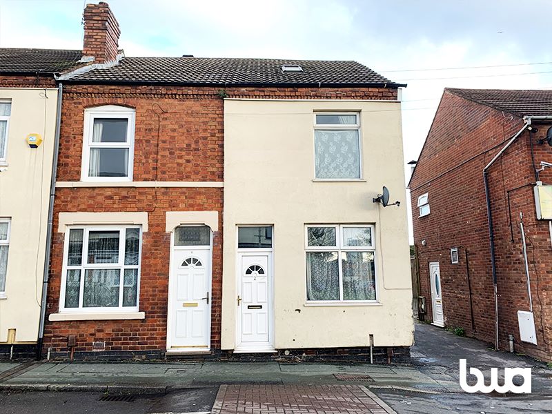 3 bedroom end terraced house in Wolverhampton 
