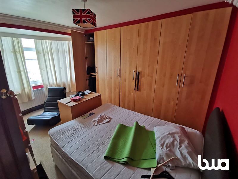 4 bedroom semi detached house in Sunderland