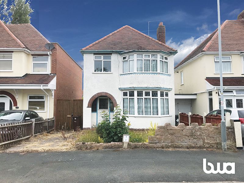 3 bedroom detached property in Wolverhampton