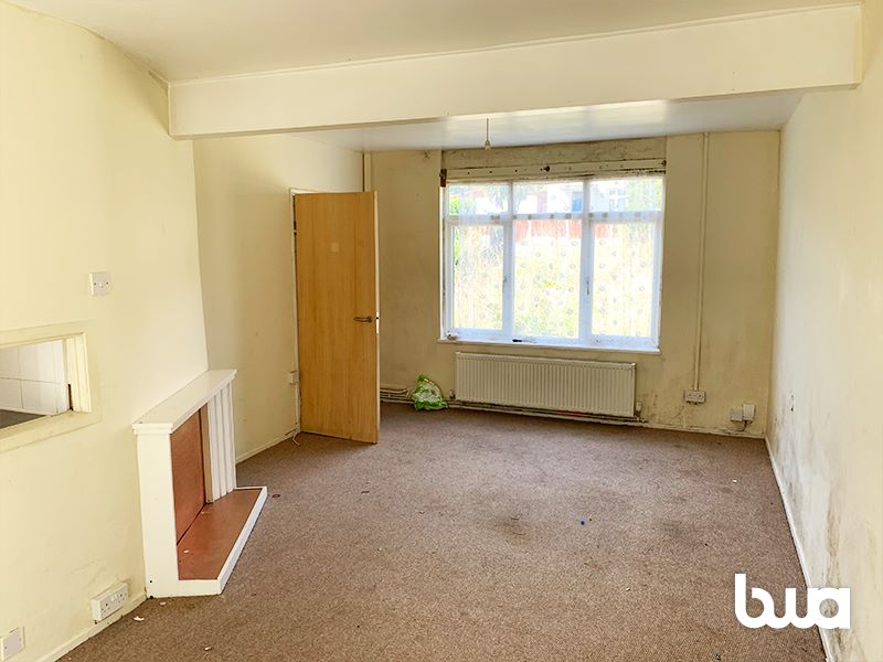 2 bedroom mid terraced house in Bartley Green