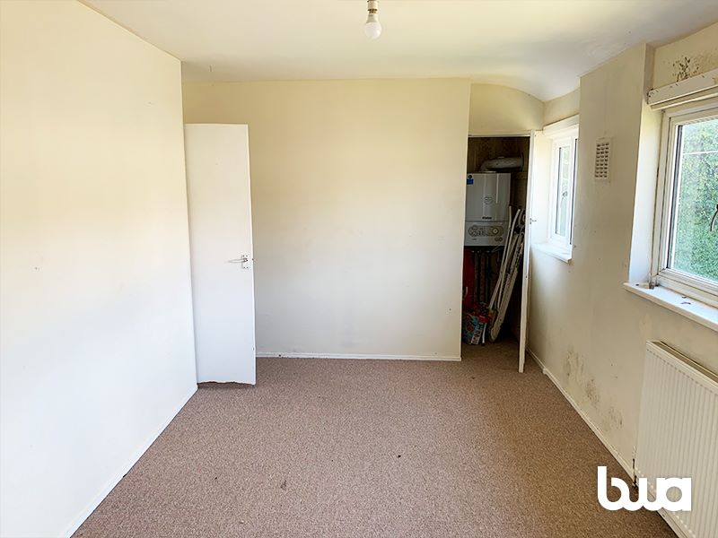 2 bedroom mid terraced house in Bartley Green