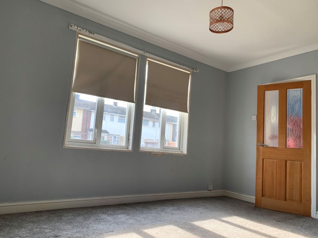 3 bedroom semi detached house in Walsall
