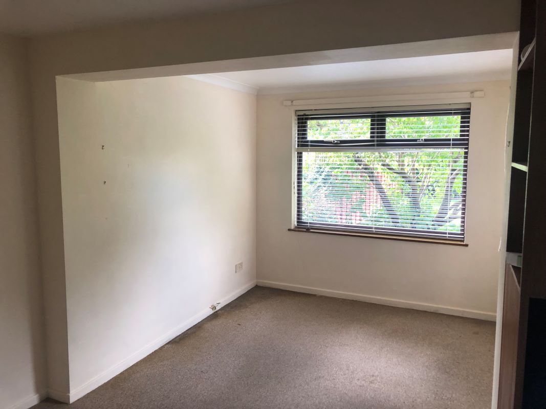 3 bedroom semi detached house in Stratford-upon-Avon