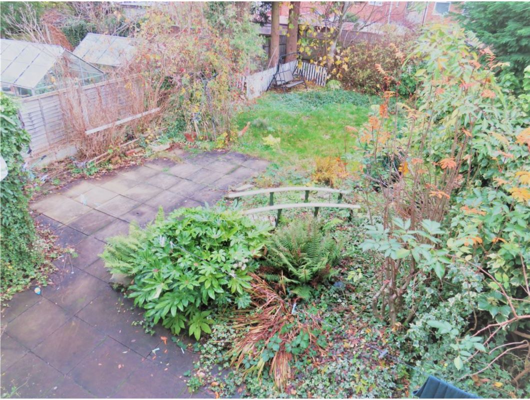 3 bedroom semi detached house in Bilston