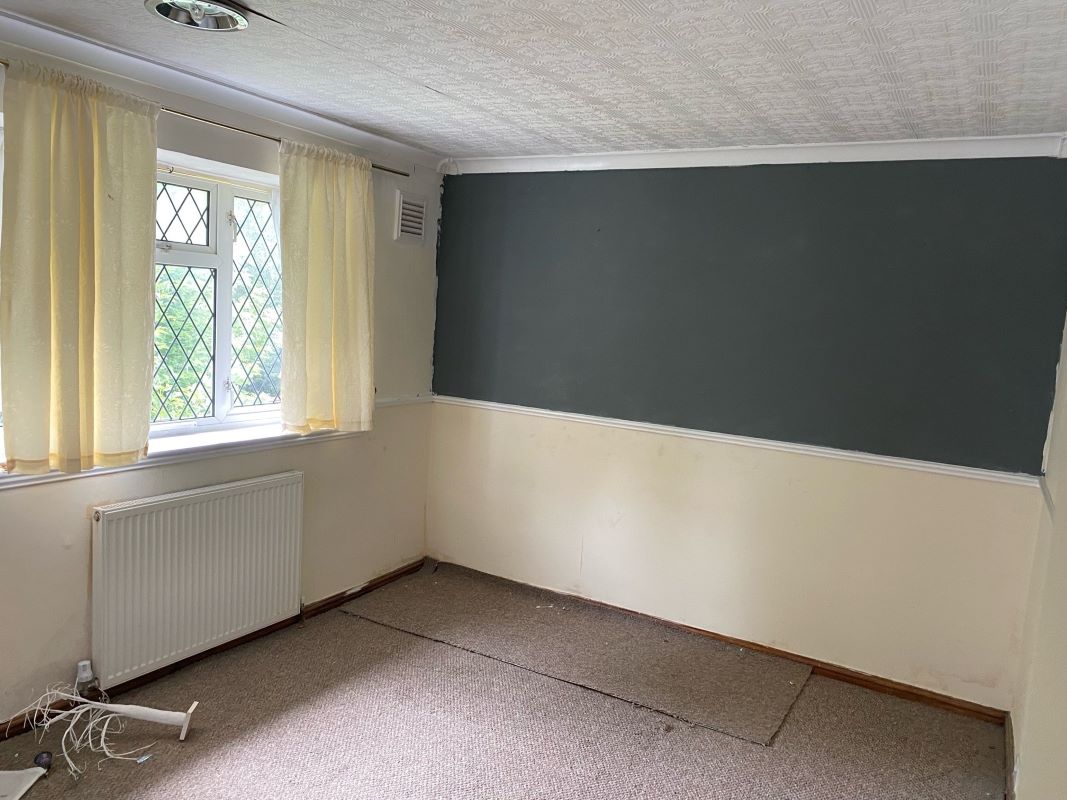 3 bedroom semi detached house in Bilston