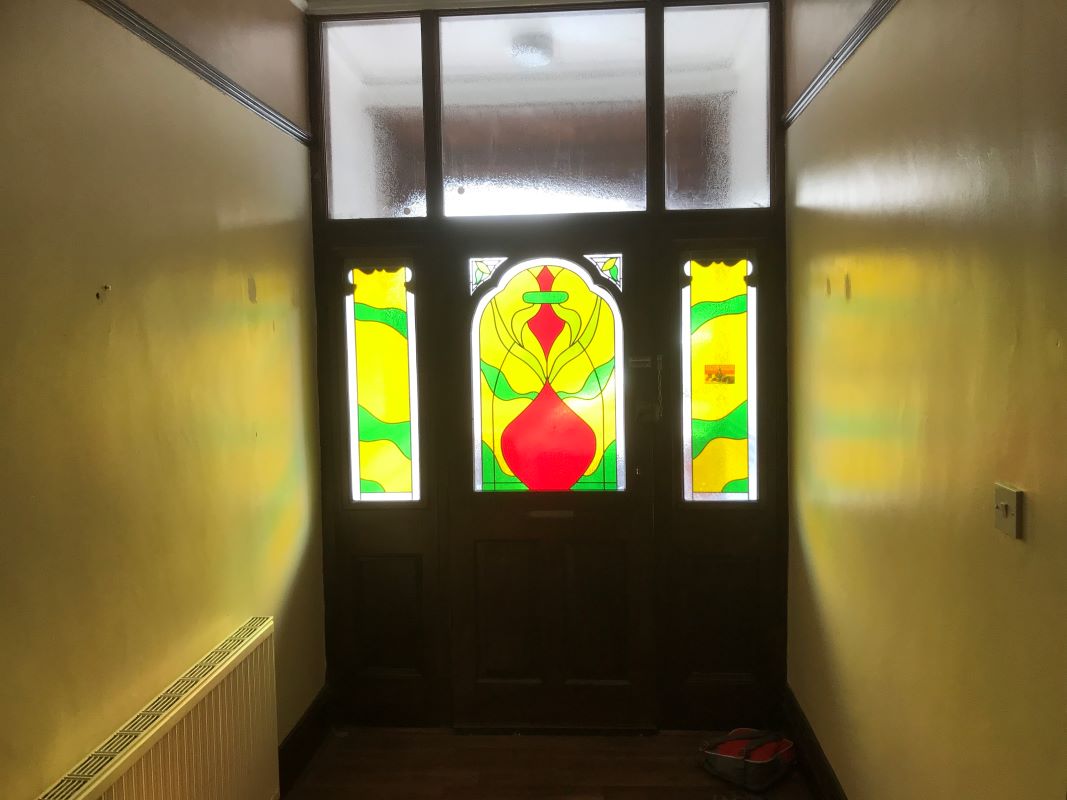 5 bedroom semi detached house in Wolverhampton