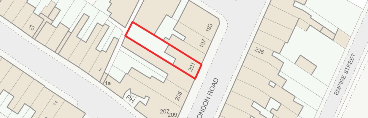 2 bedroom mid terraced property in Stoke on Trent