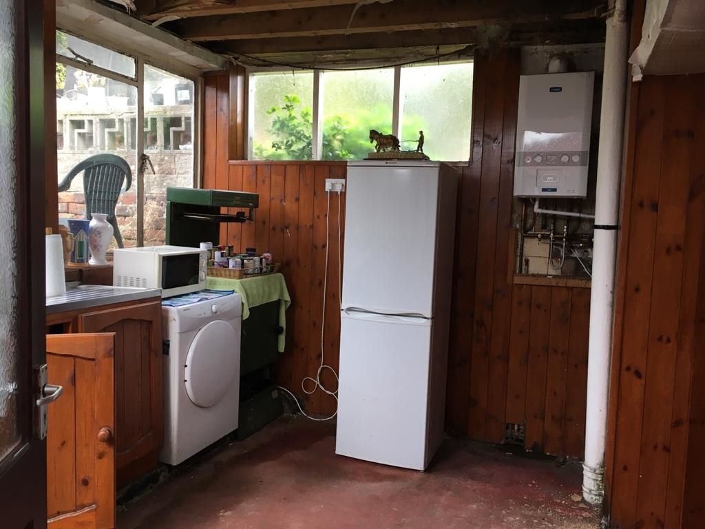 2 bedroom end terraced house in Chesterfield