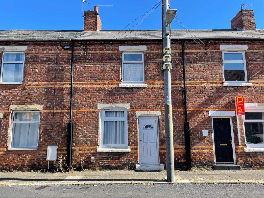 2 bedroom mid terraced house in Horden