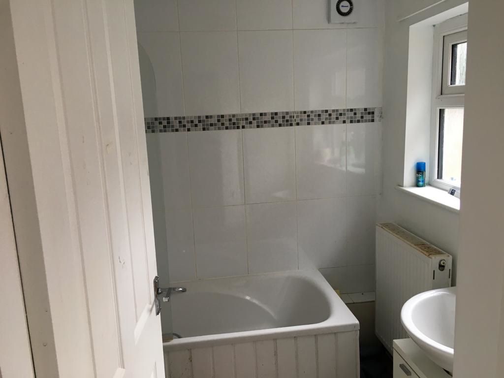 3 bedroom mid terraced house in Worksop