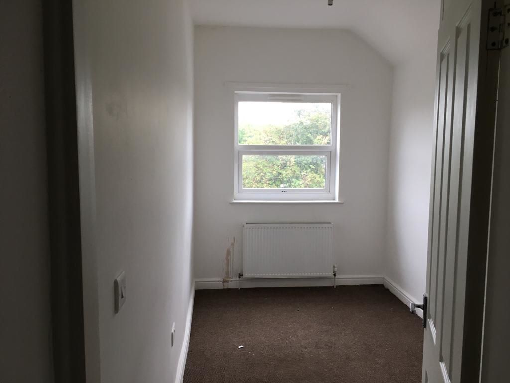 3 bedroom mid terraced house in Worksop