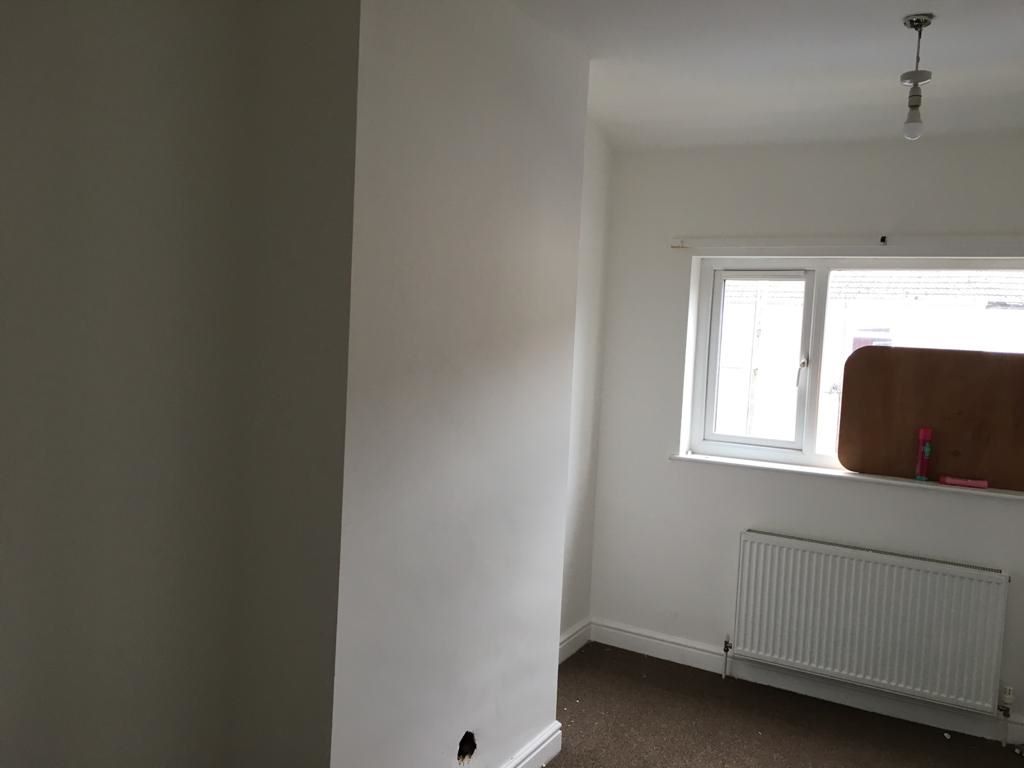 3 bedroom mid terraced house in Worksop