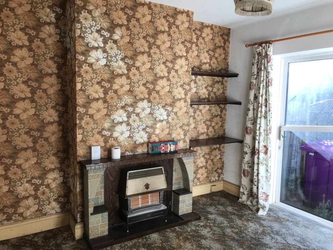 3 bedroom semi detached house in Wolverhampton