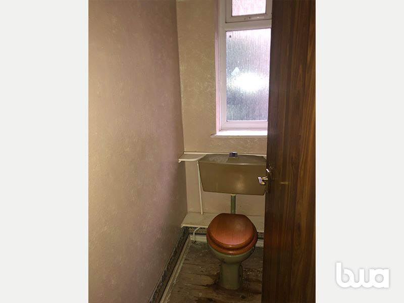 3 bedroom mid terraced house in Solihull