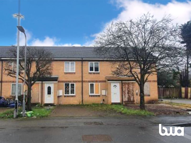 2 bedroom mid terraced house in Middlesbrough