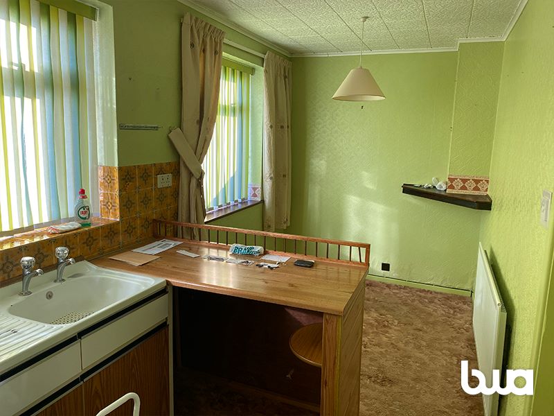 3 bedroom semi detached house in Wolverhampton