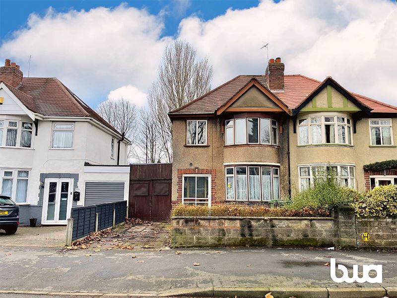 3 bedroom semi detached house in Dudley