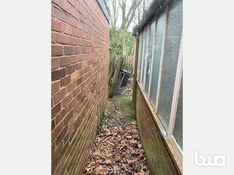 3 bedroom semi detached house in Dudley