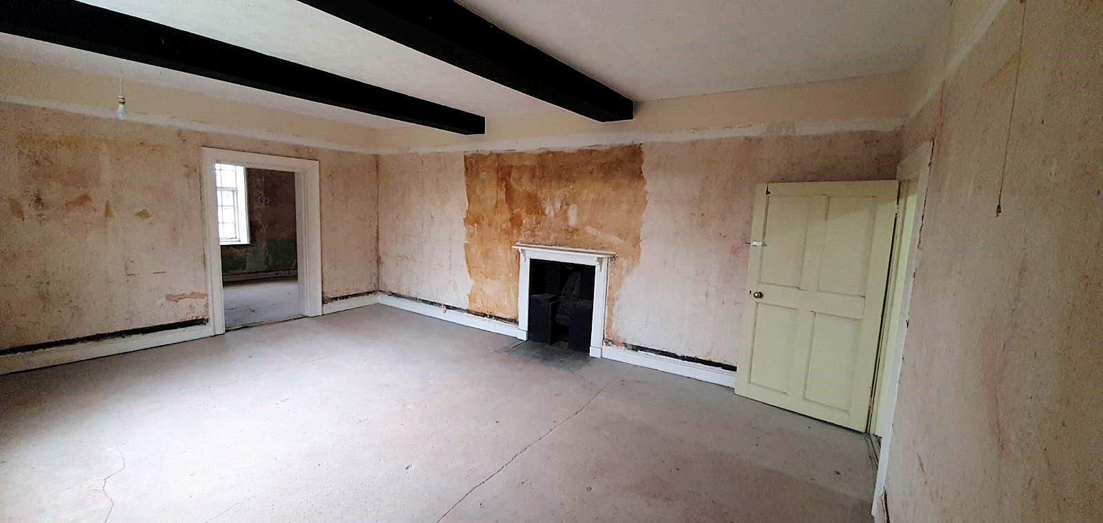 8 bedroom Georgian farmhouse in Stafford