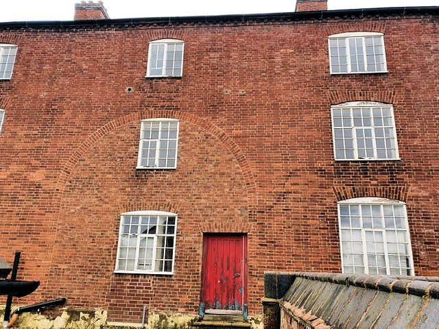 8 bedroom Georgian farmhouse in Stafford