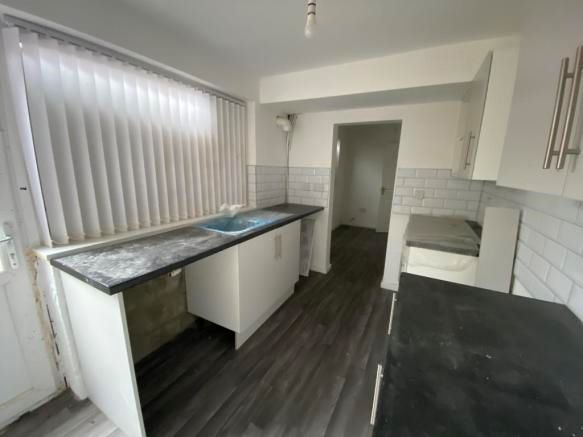 2 bedroom mid terraced house in Middlesbrough