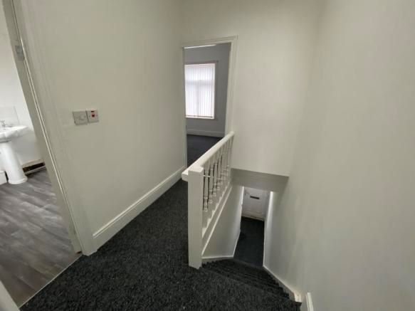 2 bedroom mid terraced house in Middlesbrough